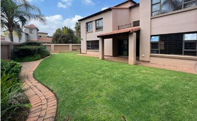 To Let 4 Bedroom Property for Rent in Melodie North West